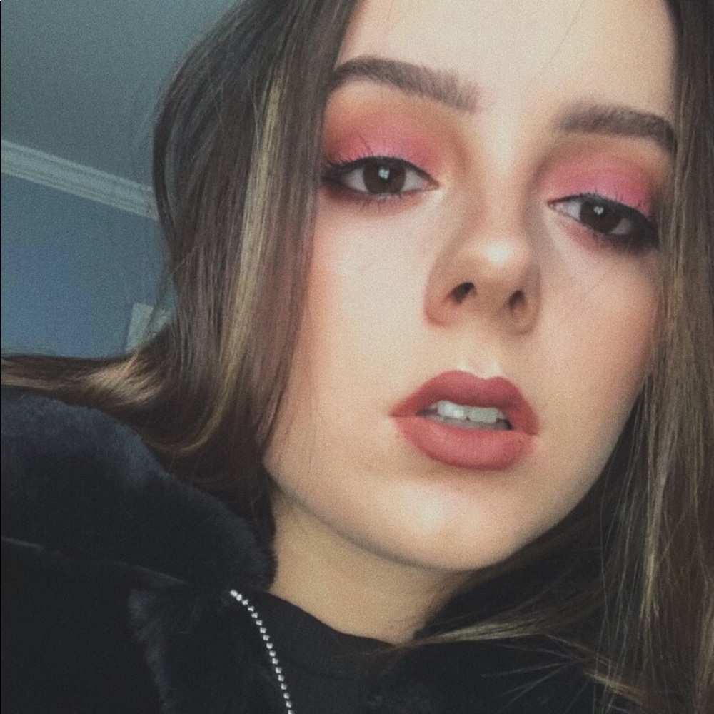 Meet your Posher, Madison